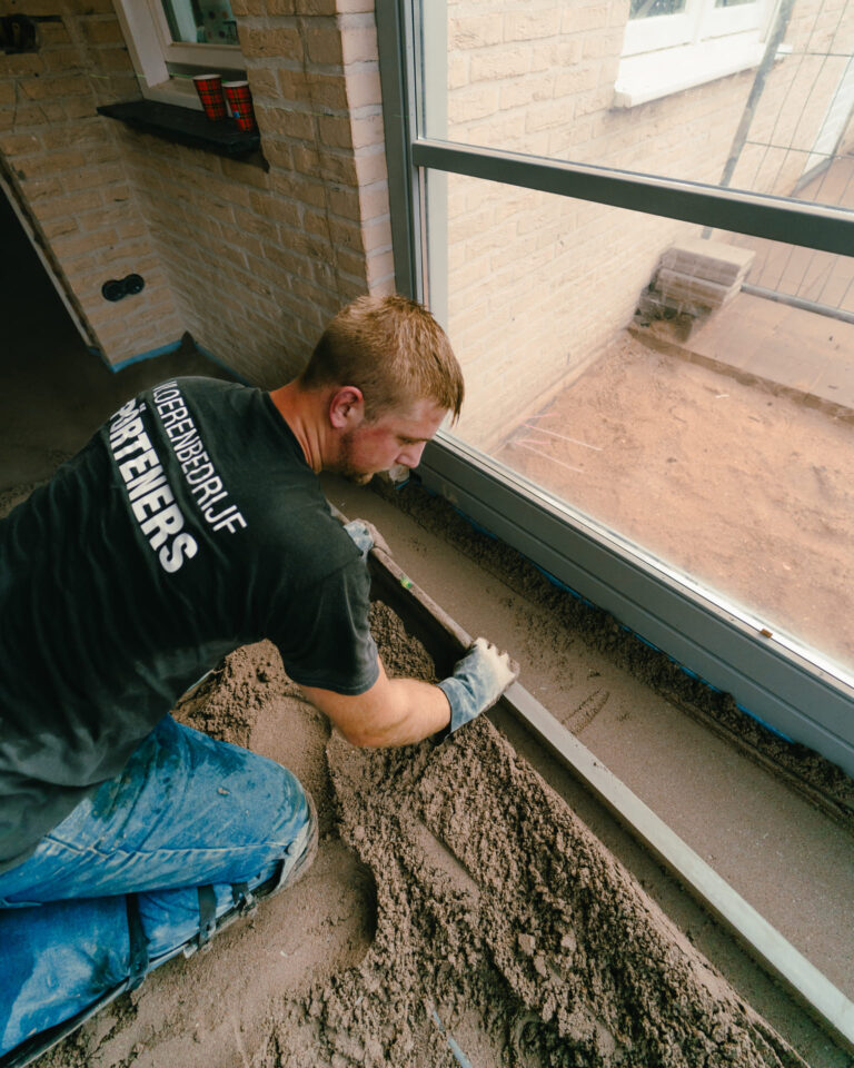 Cementdekvloer expert Limburg